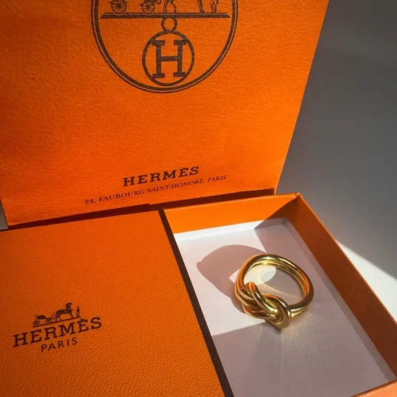 Hermès Gold Enchaînée Scarf Ring with Box and bag Chaîne d’Ancre scarf ring - Picture 14 of 14